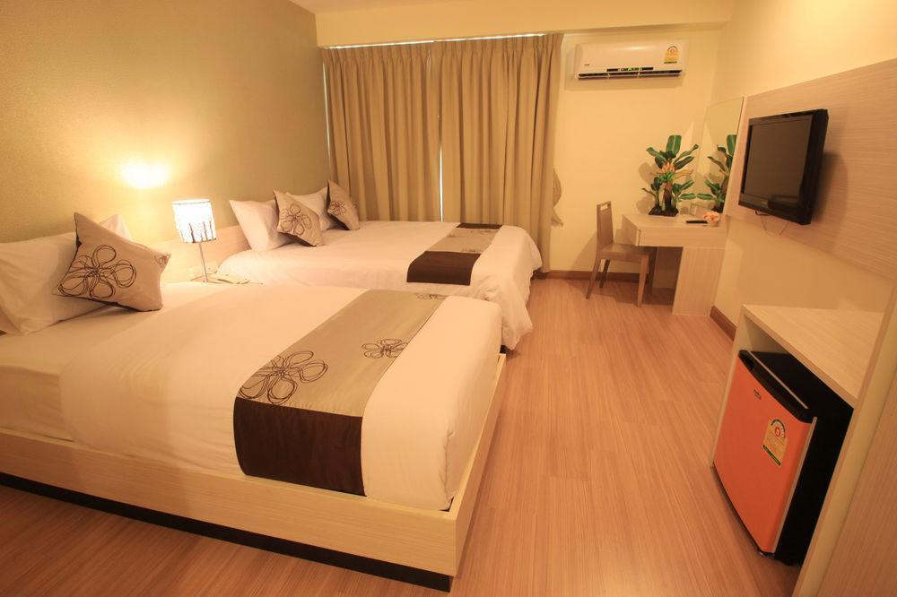 Hostel Sakul House Bangkok Zewnętrze zdjęcie