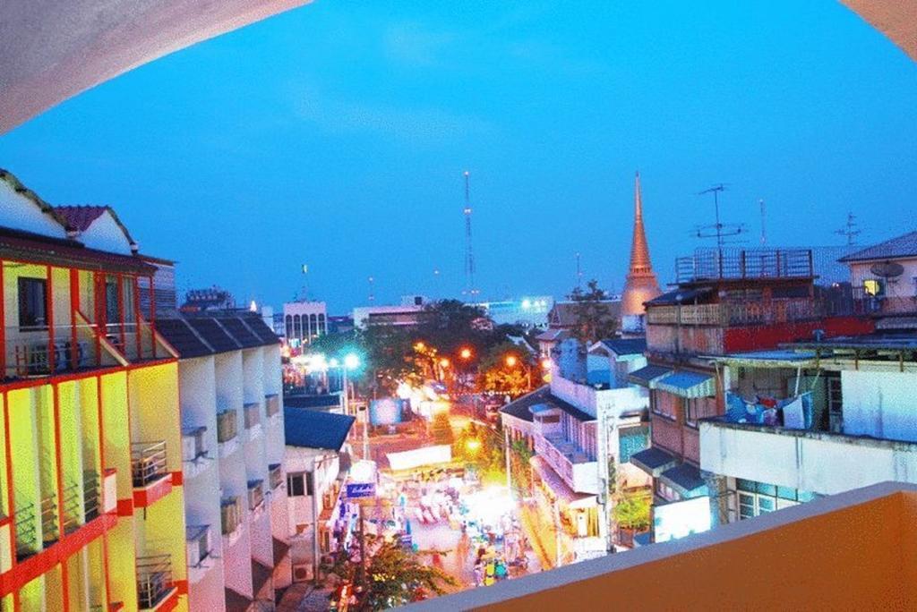Hostel Sakul House Bangkok Zewnętrze zdjęcie