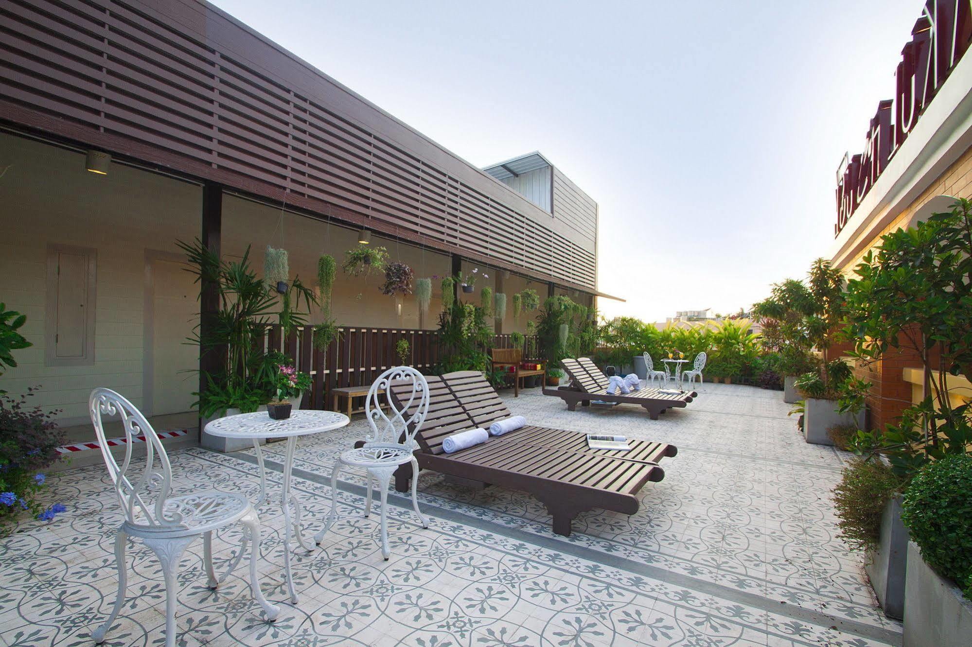 Hostel Sakul House Bangkok Zewnętrze zdjęcie