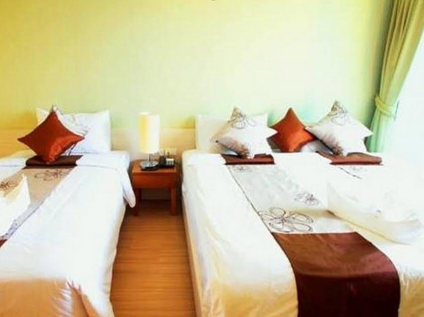 Hostel Sakul House Bangkok Zewnętrze zdjęcie