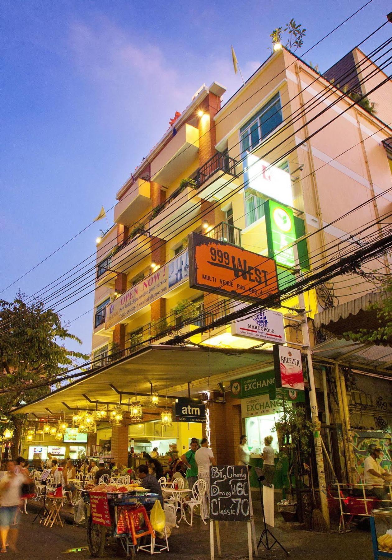 Hostel Sakul House Bangkok Zewnętrze zdjęcie