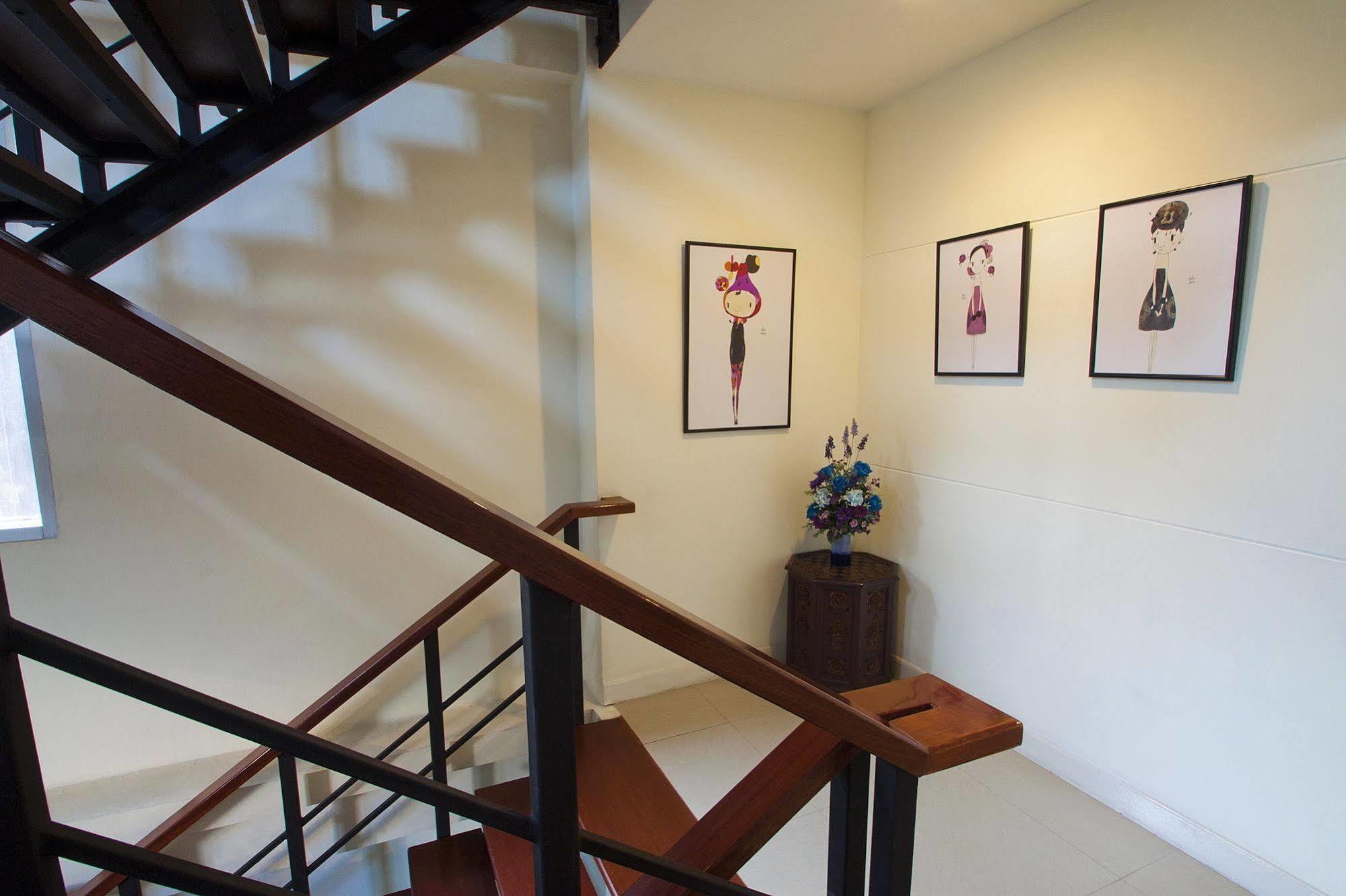 Hostel Sakul House Bangkok Zewnętrze zdjęcie